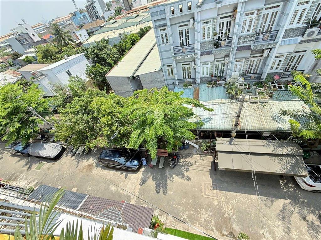 5.95 tỷ nhà phố liền kề khu dân cư dân trí cao quận 12