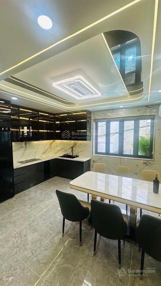 6.6 tỷ nhà mới 100% p.trung mỹ tây, nhà 5 tầng, 5pn, 6wc, đủ công năng cho cả gia đình đông người.