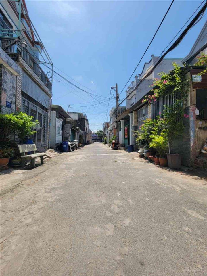 7.45 tỷ 106m2 kinh doanh 3 tầng, 11pn, 12wc