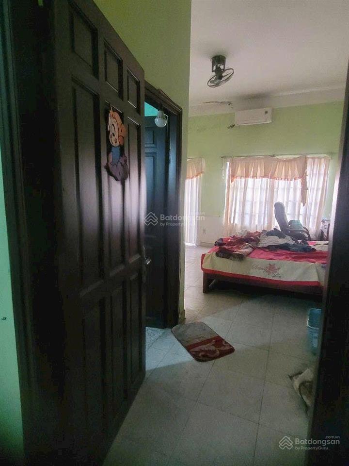 Giảm 600 còn 6 tỷ nhà 3 tầng 100m². đường 12m xã bà điểm