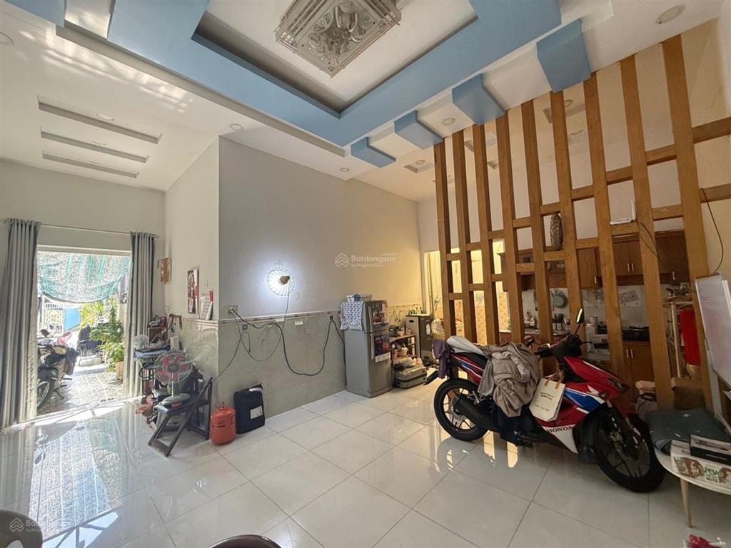 2,95 tỷ nhà xã bà điểm, sổ hồng riêng. mặt tiền đường tây lân 4, 73m2
