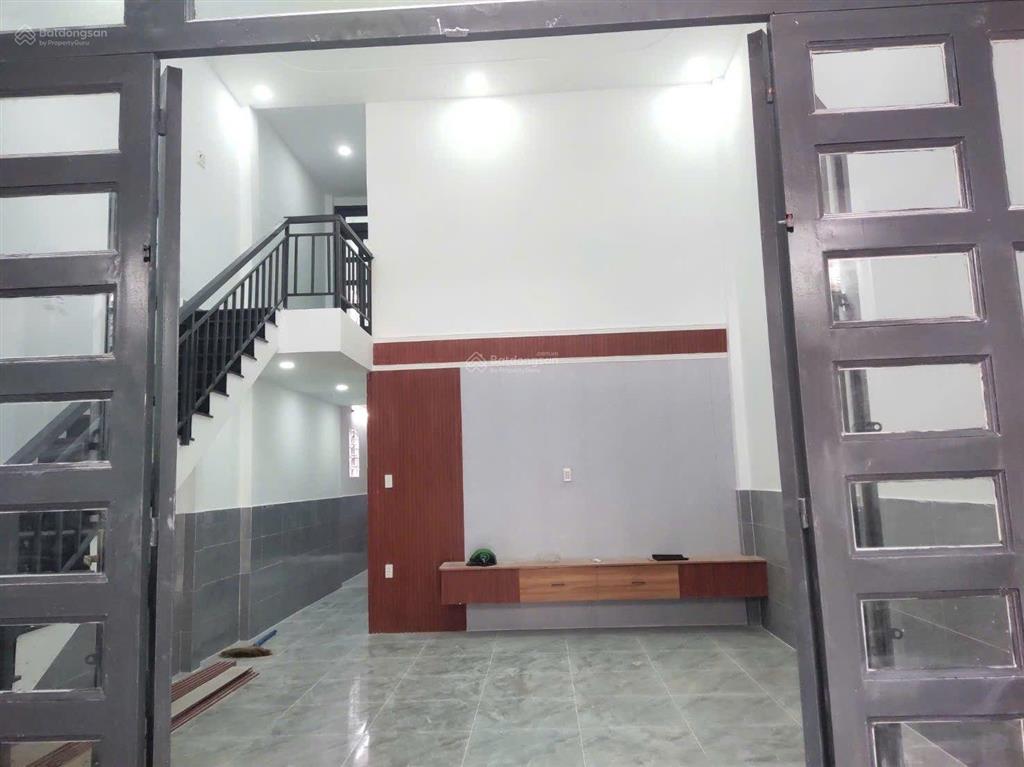 Hạ giá còn 3.55 tỷ nhà 2 tầng 80m. thới tam thôn. kế bên quận 12