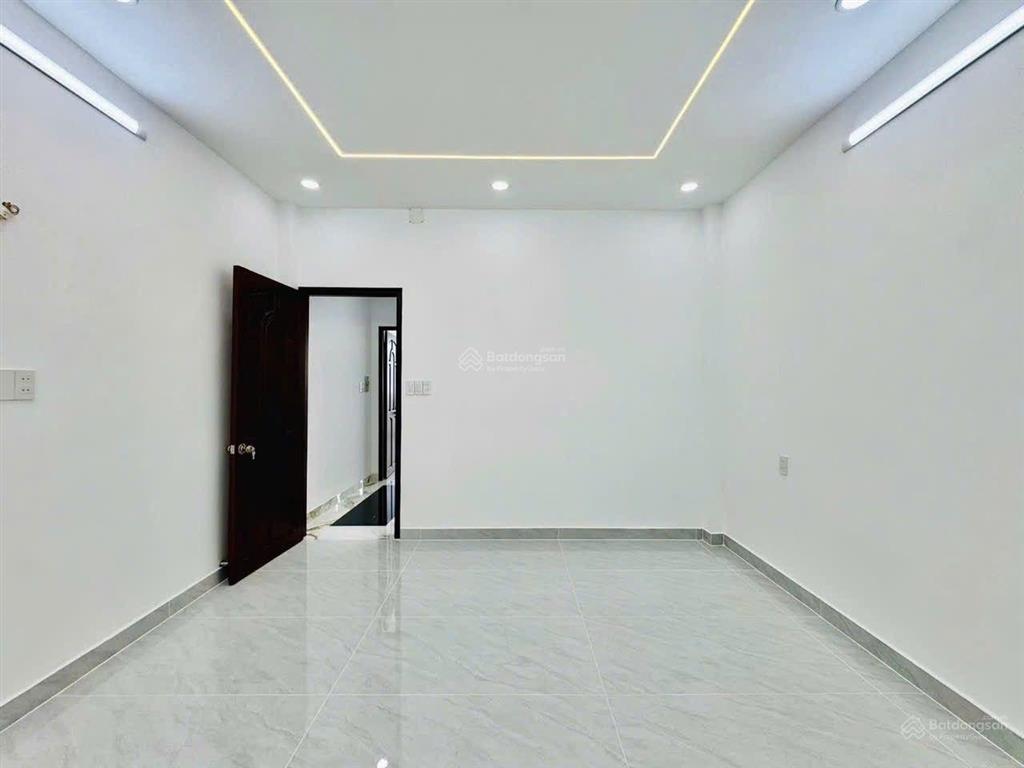 9.95 tỷ nhà 4 tầng. lê văn thọ, phường 14, gò vấp. nhà chính chủ