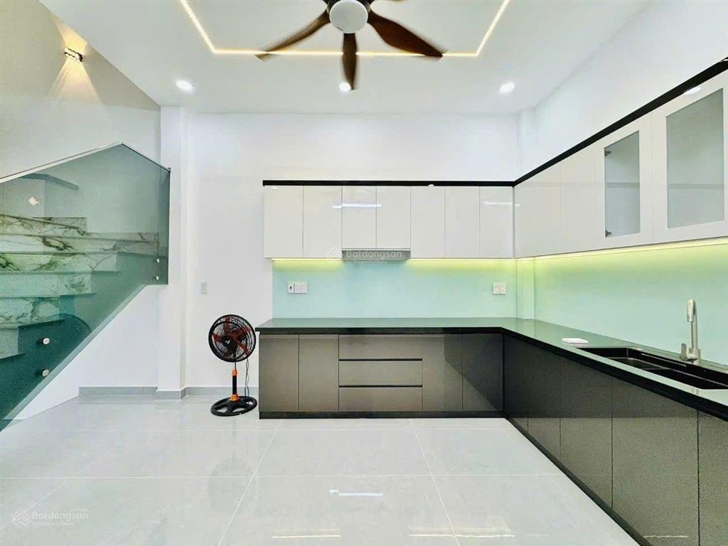 9.95 tỷ nhà 4 tầng. lê văn thọ, phường 14, gò vấp. nhà chính chủ