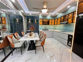5.95 tỷ. nhà phố 5 tầng mới 100%