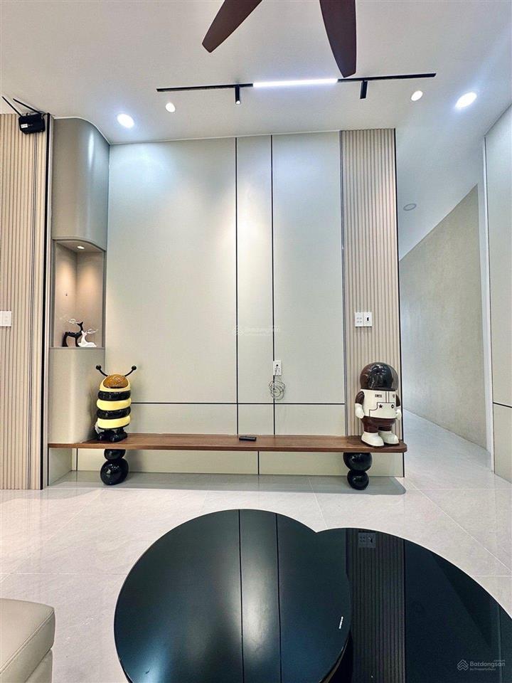 3,79 tỷ 45m², 2 tầng, full nội thất, vào ở ngay