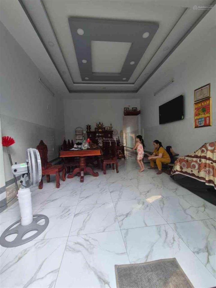 Giảm sâu 3.3 tỷ 75m2 xã bà điểm gần chợ và ủy ban xã bà điểm