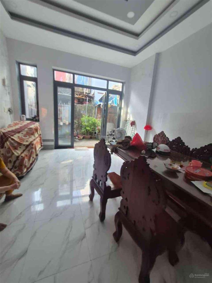 Giảm sâu 3.3 tỷ 75m2 xã bà điểm gần chợ và ủy ban xã bà điểm