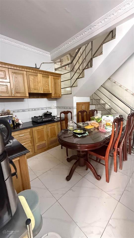 3 tỷ sổ hồng riêng đht 18 kế nguyễn văn quá