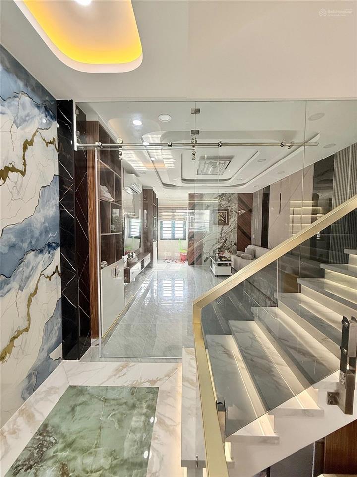7,6 tỷ 80m², 5 tầng, 4pn, hẻm xe hơi đông hưng thuận 42