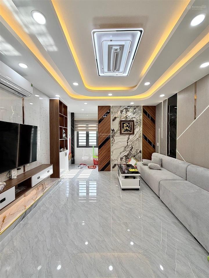 7,6 tỷ 80m², 5 tầng, 4pn, hẻm xe hơi đông hưng thuận 42