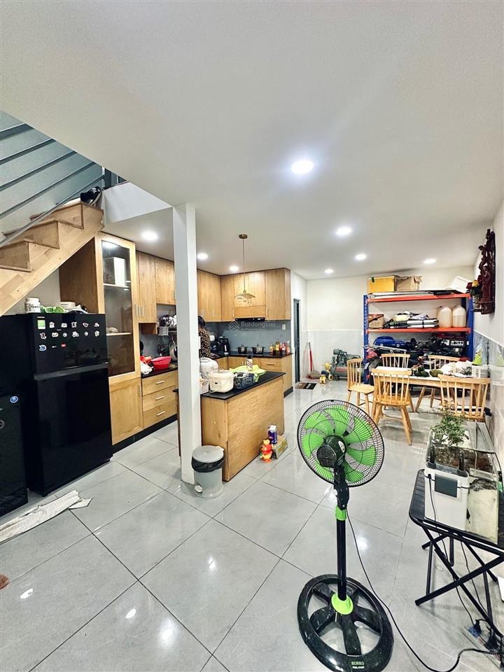 Giảm 500tr còn 6.8 tỷ 100m nhà 2 tầng tân thới nhất 1 kế trường chinh