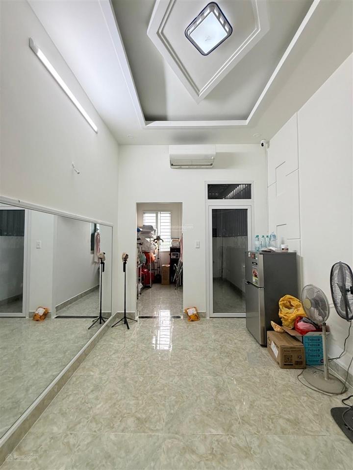 160m² chỉ 7,48 tỷ (gồm căn nhà 2 tầng + lô đất đẹp đường 7m thông thoáng)