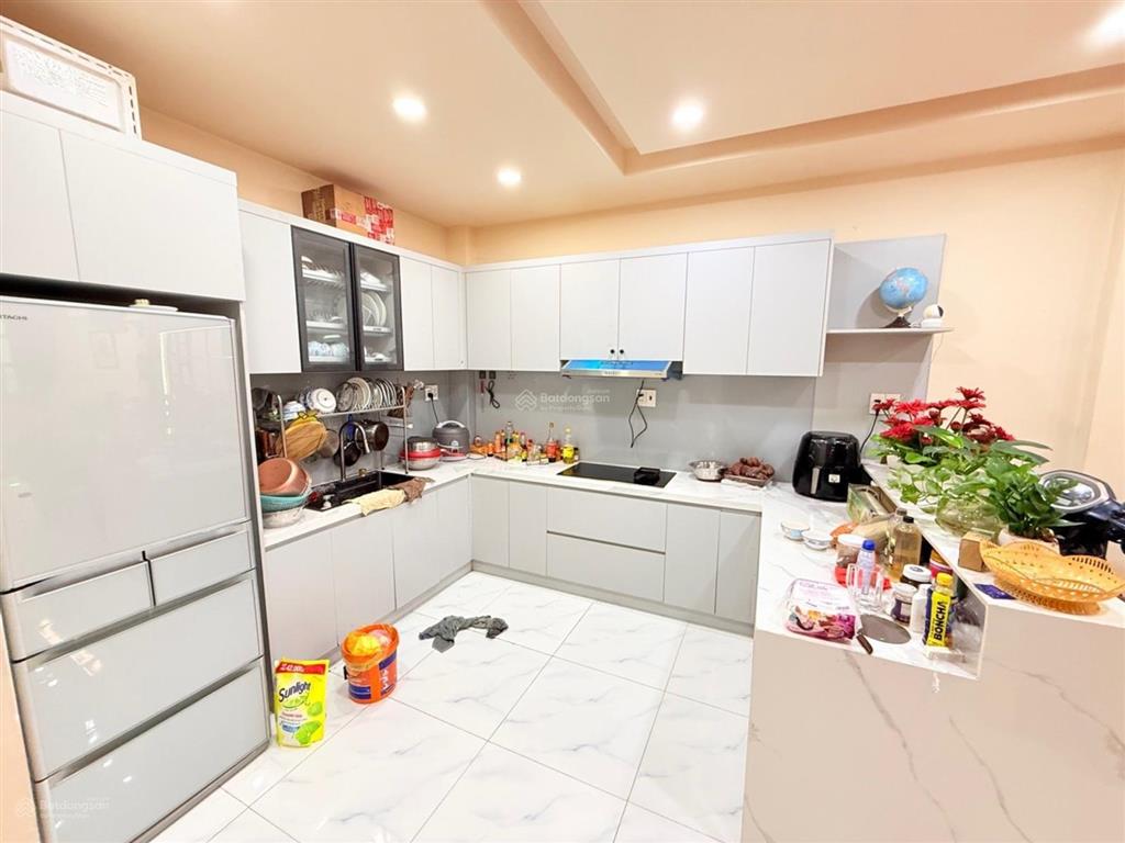 3,98m 2 tầng trung mỹ tây 19 nhà mới chính chủ đang ở, vị trí thuận tiện sinh sống, di chuyển