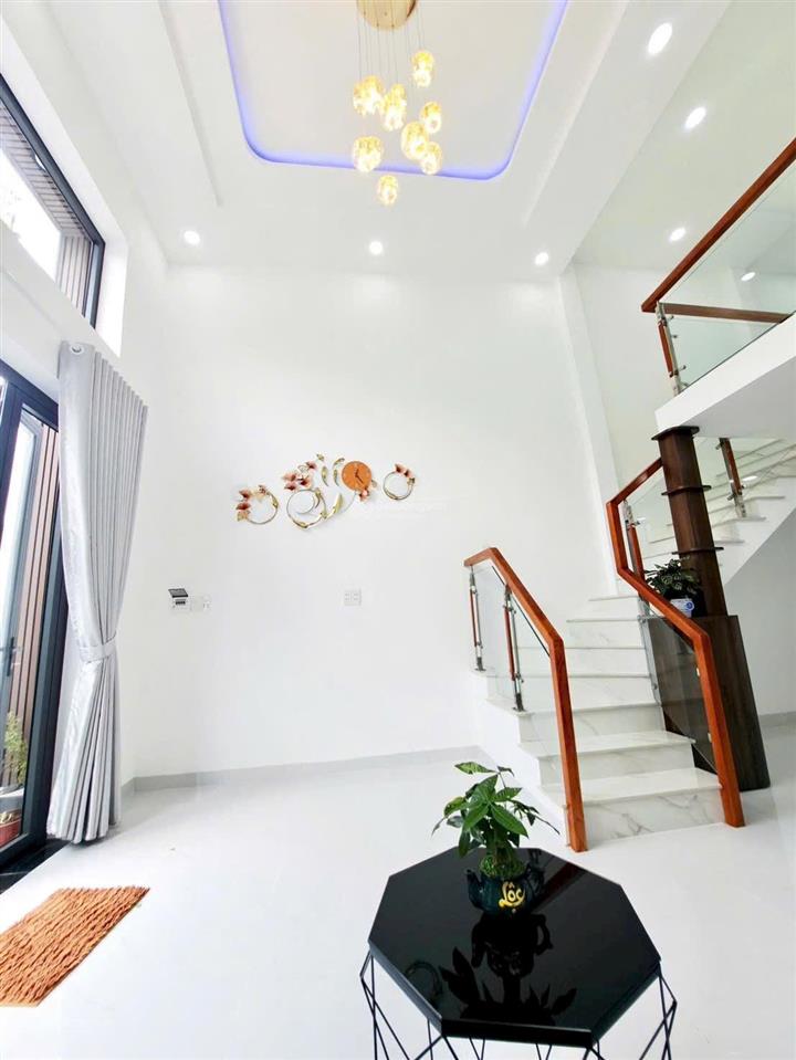 Giảm 500tr còn 4,95 tỷ 90m² / 2 tầng nhà mới vào ở ngay