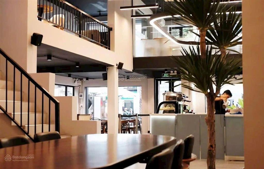 Bán nhà mặt phố đào duy anh, 67 tỷ, 255.3m2, hàng hiếm