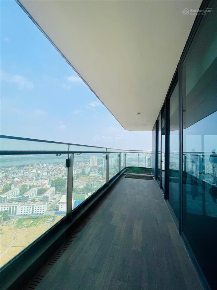 Cho thuê hộ đồ cơ bản .giá rẻ nhất toà 160m 4pn giá 30tr . 0987 448 ***