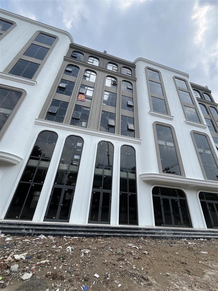 Cho thuê cặp shophouse gần 600m vị trí đắc địa trục cienco5 một mặt đường 60m trục cienco5