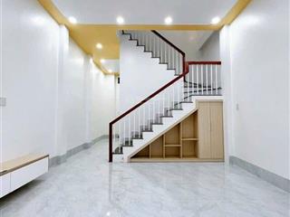 Bán nhà riêng, hẻm 195, đường 3/2, 2,5 tỷ, 42m2, 2pn, 2wc, 1t