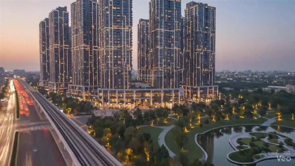 Chỉ 5,5 tỷ, căn 2pn, 2wc, dt 74,6m² dự án the flame vine hinode royal park.  0961 584 ***