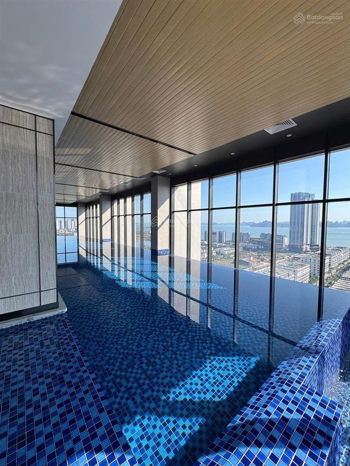 Chính chủ cần bán căn hộ cao cấp 3pn full nội thất tầng cao view trực diện vịnh hạ long