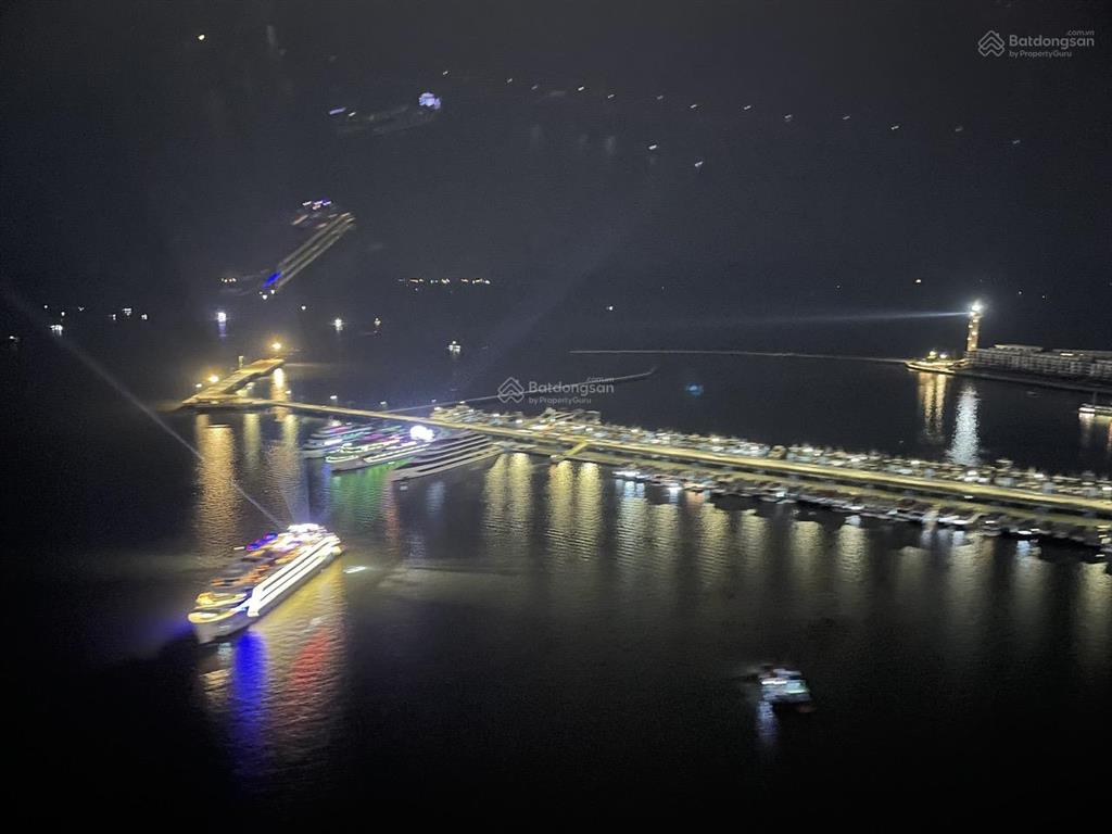 Chính chủ cần bán căn hộ cao cấp 3pn full nội thất tầng cao view trực diện vịnh hạ long