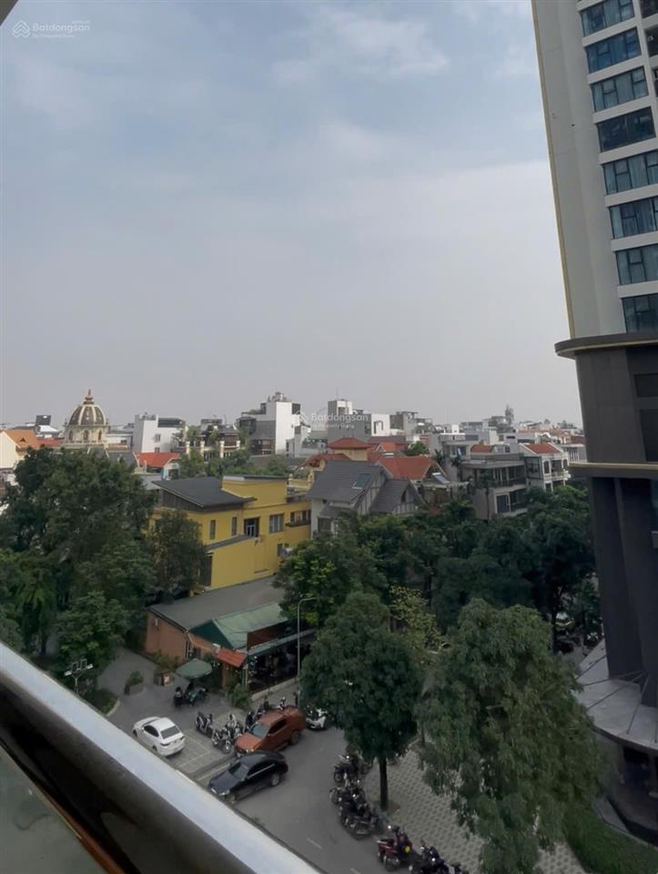 Chính chủ cần bán căn hộ cao cấp skyline westlake 3pn lô góc hứng gió hồ tây, vừa nhận bàn giao