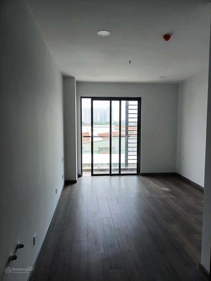 Chính chủ gửi bán ot có ban công view quận 1 giá tốt