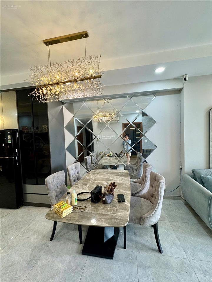 2pn view bitexco  full nội thất  chỉ 3.9 tỷ  the pegasuite 1  quận 8