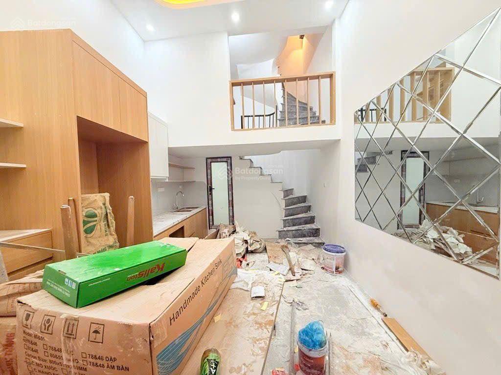 Kim ngưu 5 tầng nhà đẹp ở ngay .sổ đõ.chỉ 5.3 tỷ