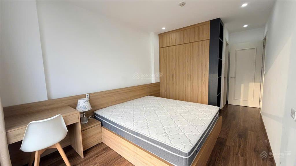 Cho thuê căn hộ 2 ngủ full nội thất minato  giá 12tr