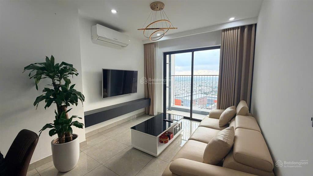 Cho thuê căn hộ 2 ngủ full nội thất minato  giá 12tr