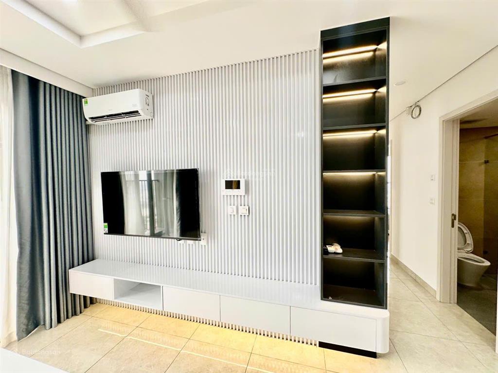 Cho thuê gấp căn 3 ngủ full nội thất minato  giá 23tr thoả thuận