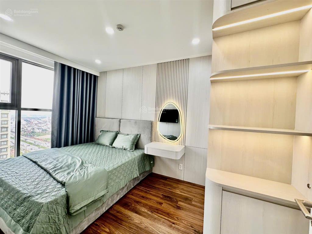 Cho thuê gấp căn 3 ngủ full nội thất minato  giá 23tr thoả thuận
