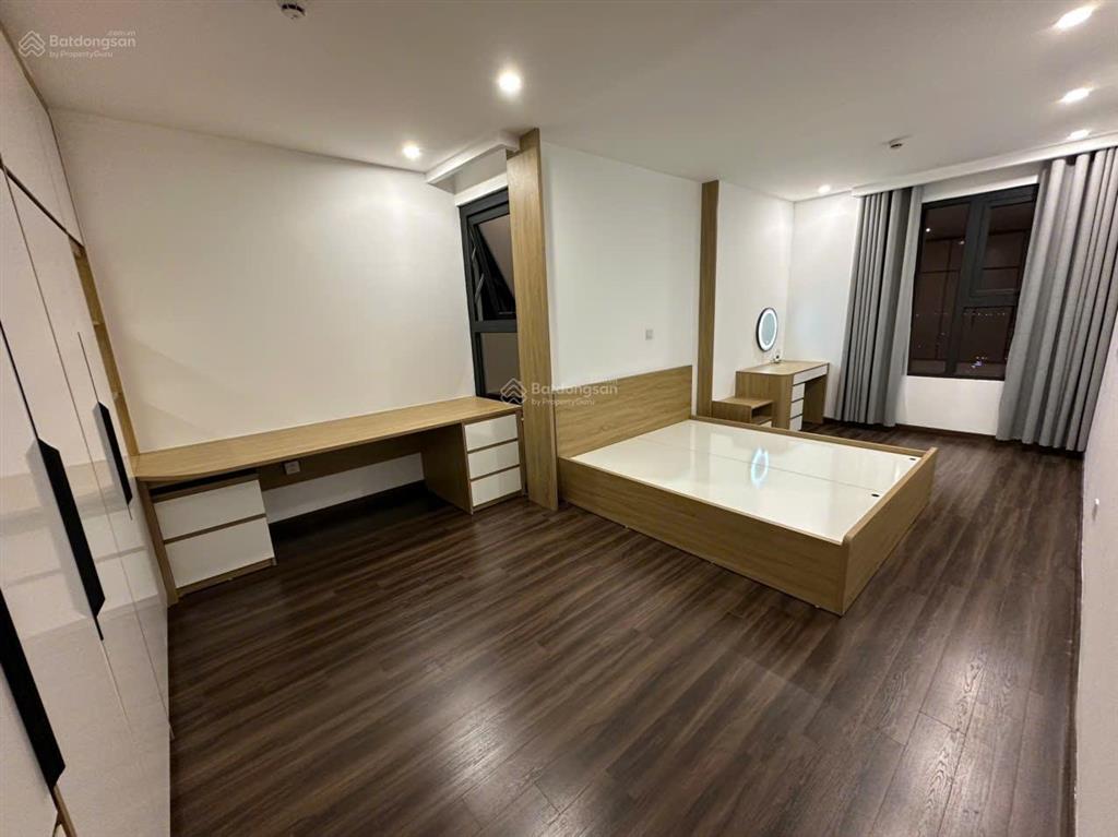 Cho thuê căn 2 ngủ hoàng huy  giá 10tr