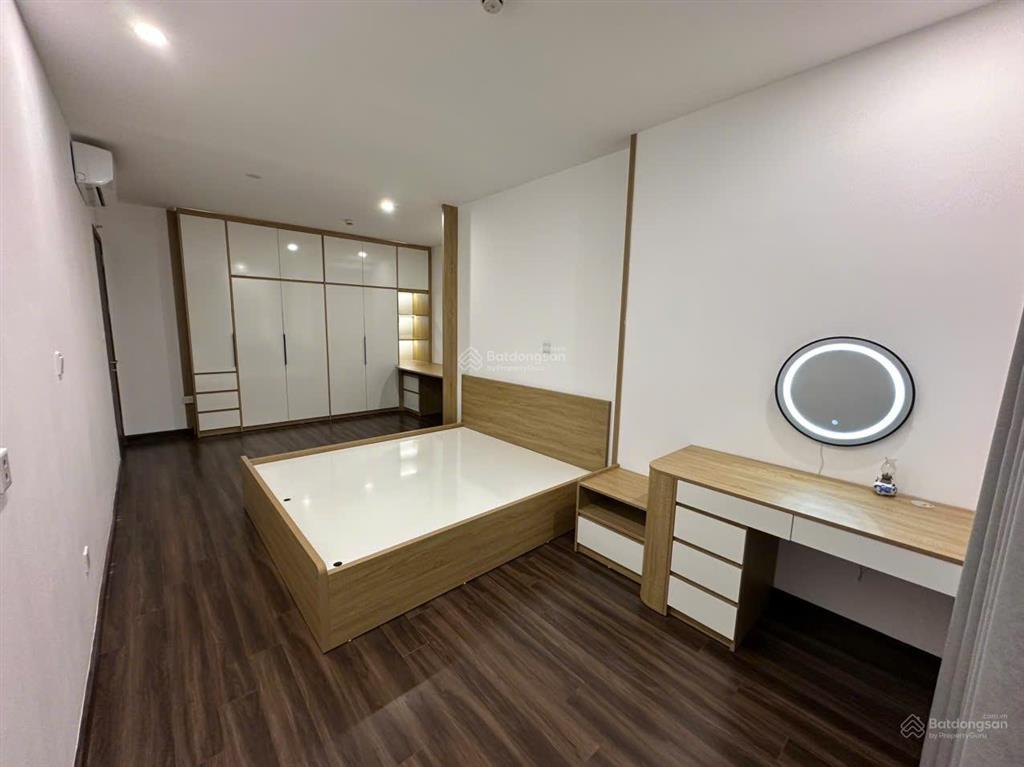 Cho thuê căn 2 ngủ hoàng huy  giá 10tr