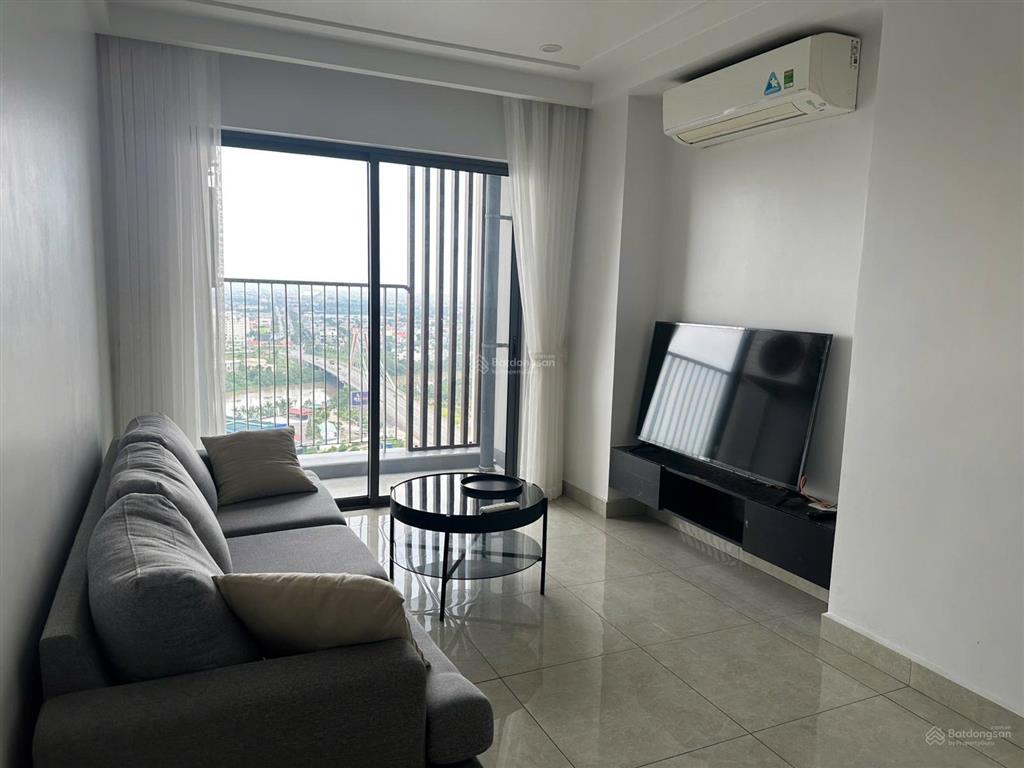 Cho thuê căn 2 ngủ góc minato  giá tốt