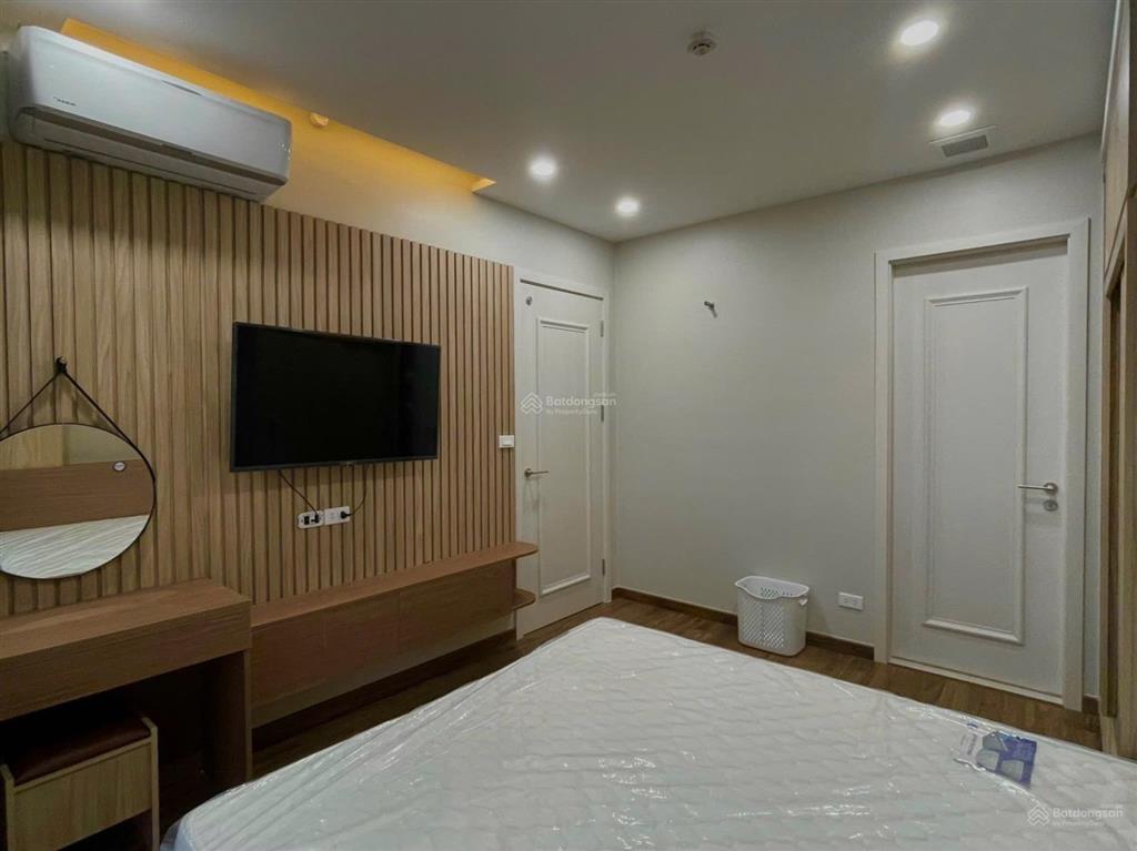 Cần tìm khách thuê căn 2 ngủ minato full nội thất  giá 15tr