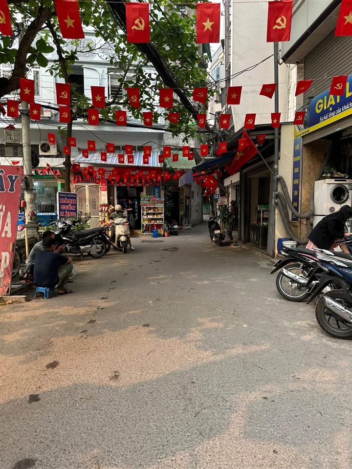 Bạn nhà 46m chính chủ tại cầu giấy