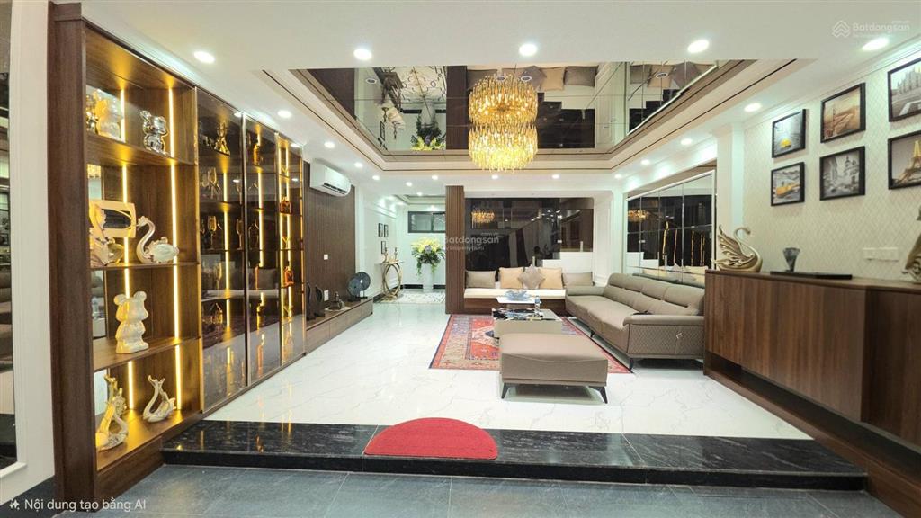 Chính chủ bán căn nhà đẹp như hoa hậu, phố đê la thành, gần ngã tư ô chợ dừa, 60m2, full nội thất