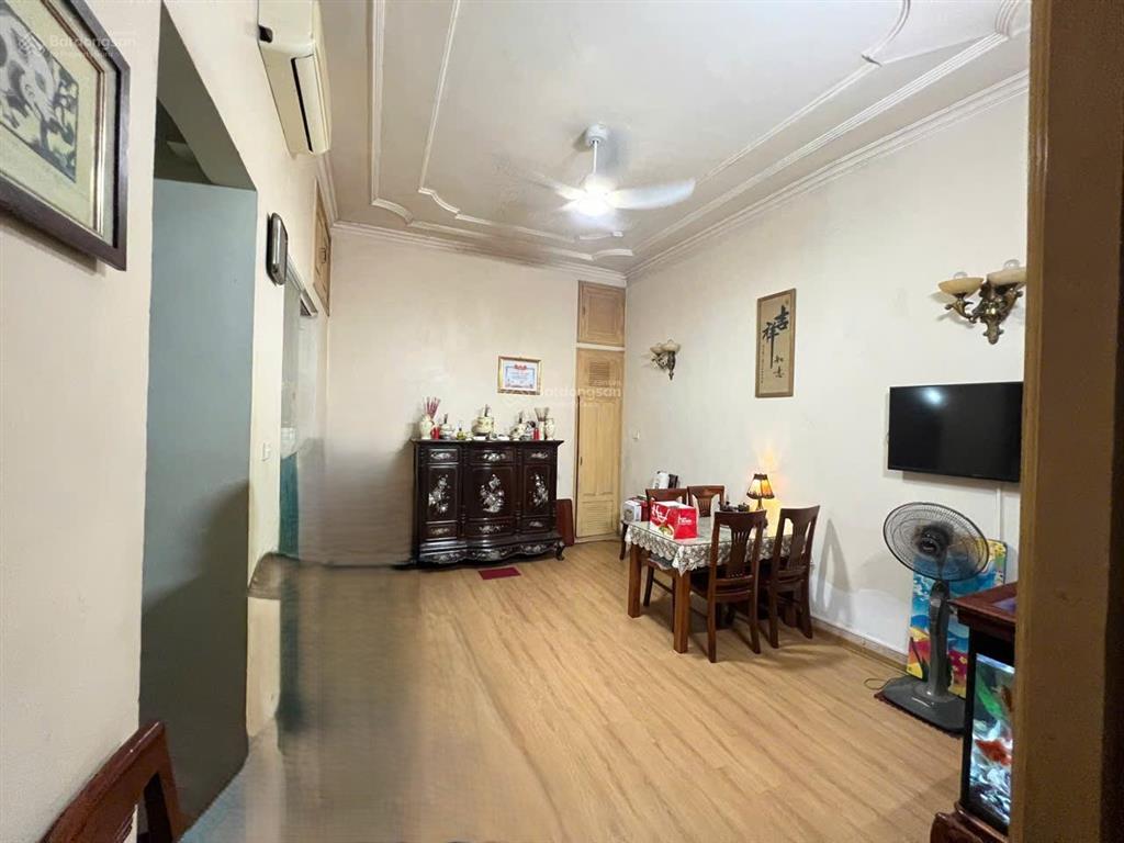 Gấp quá...đầu tư ngon, chủ cần tiền hạ sốc từ 29.5 tỷ, còn 20.8 tỷ, bán nhanh nhà nguyễn trãi, ô tô