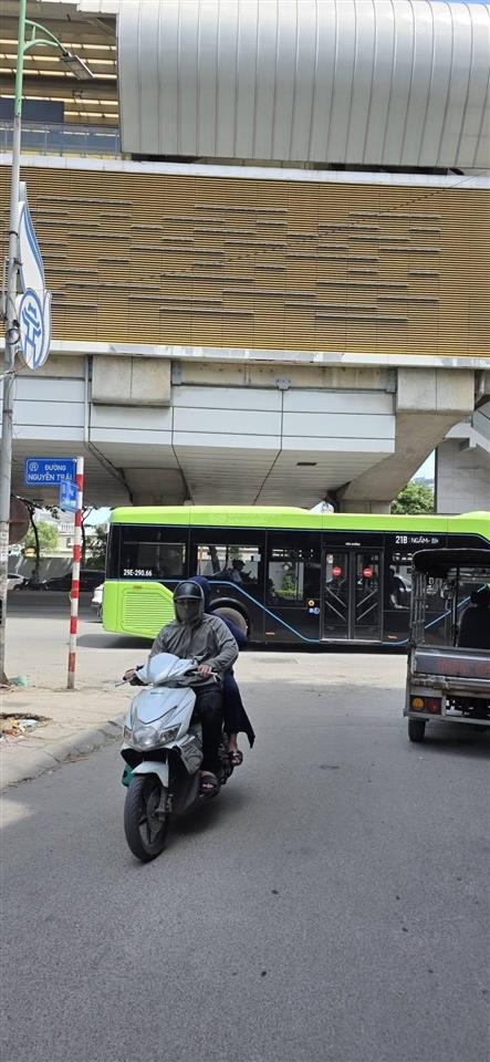 Bán căn hộ ccmn mặt ngõ chính kinh, 16 phòng, doanh thu hơn 100 triệu/th, khu vực cho thuê rất dễ