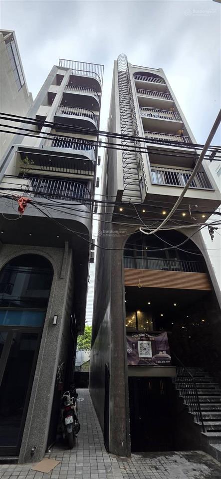 Bán nhà 8 tầng, ô tô đỗ cửa, full nội thất, cạnh đại lộ thăng long, vị trí siêu ngon, chỉ việc về ở