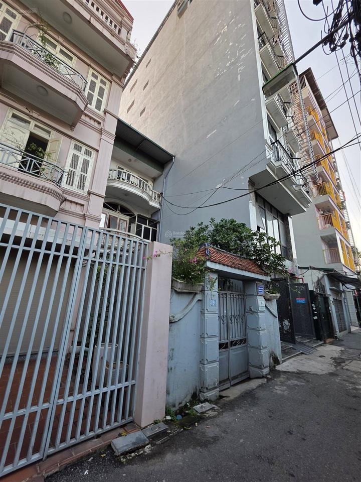 Bán đất tặng nhà 3 tầng cũ, ô tô tránh, phố lương thế vinh, cạnh khu nhà ở quốc hội, nhà hát bca