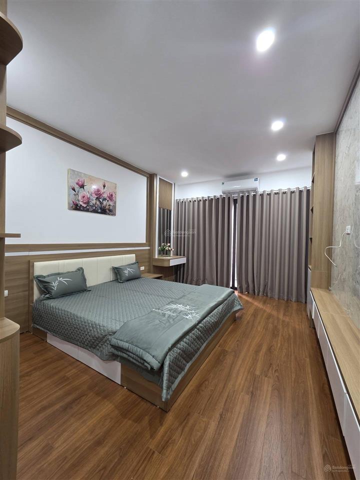 Chính chủ bán nhà phố trần cung, nghĩa tân, 6 tầng thang máy, full nội thất, chỉ việc về ở full đồ
