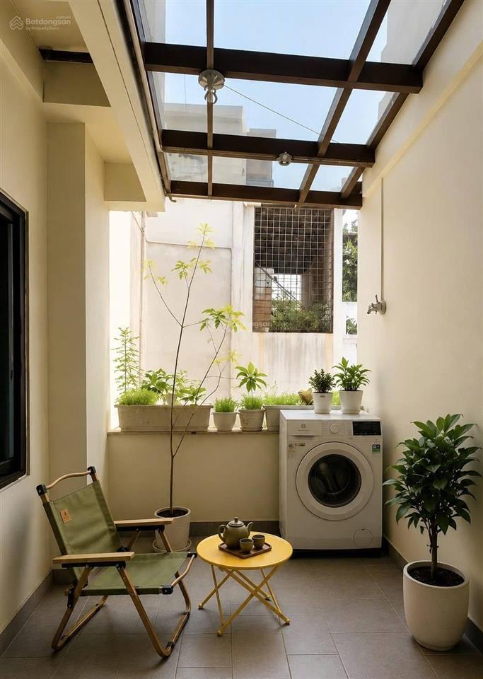 Ông anh tâm sự áp lực ngân hàng nên giảm sâu để bán nhà hoàng văn thái, 38m2, 5 tầng xây ở, 8,2 tỷ