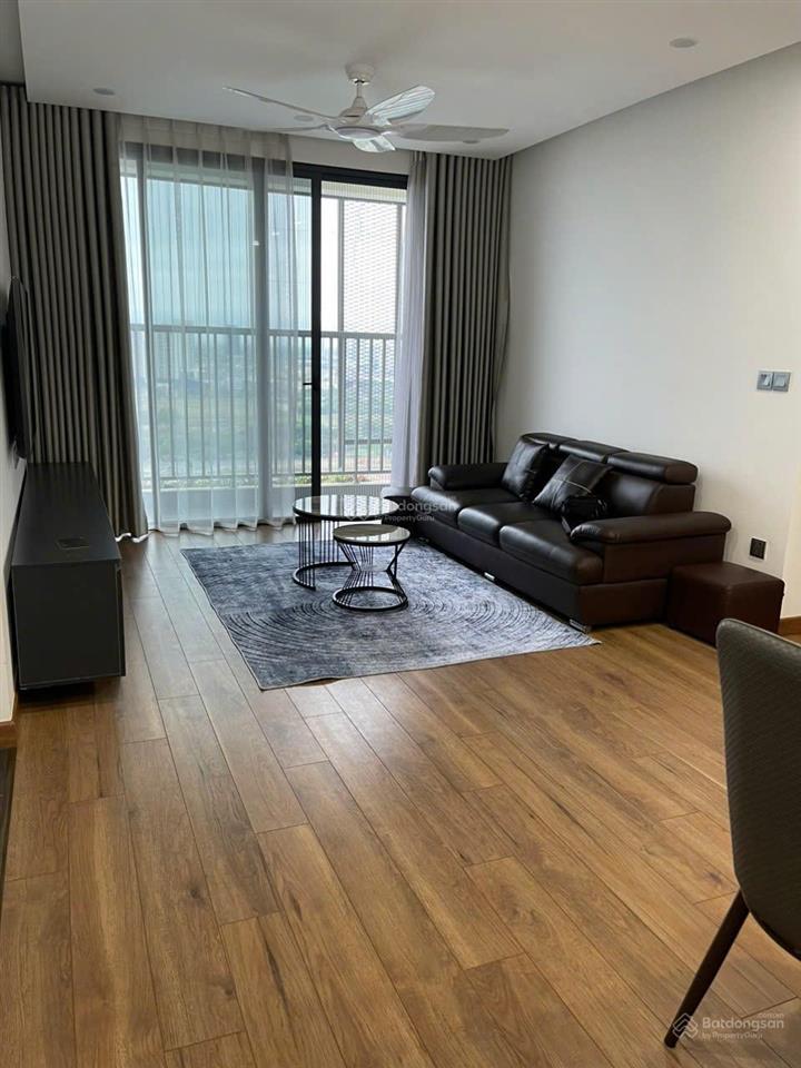 Chính chủ cho thuê chcc 6th element,dt 82.6m2, 2pn, 2wc, view bt starlake  hồ tây, full nội thất