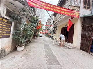 Nhà đẹp về ở ngay kim ngưu 35m2 5 tầng mặt tiền rộng 5m lô góc, phân lô , ô tô kinh doanh