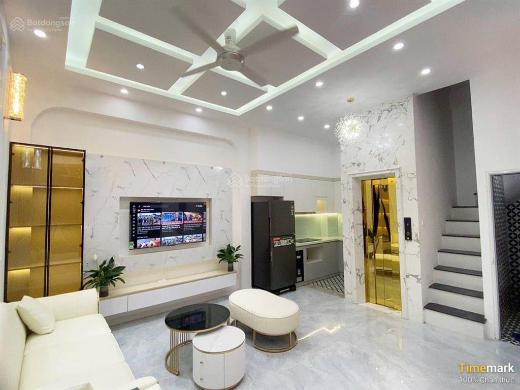 Bán nhà đống đa 35m2 6 tầng mặt 5m ô tô đỗ cửa hiếm khu vực