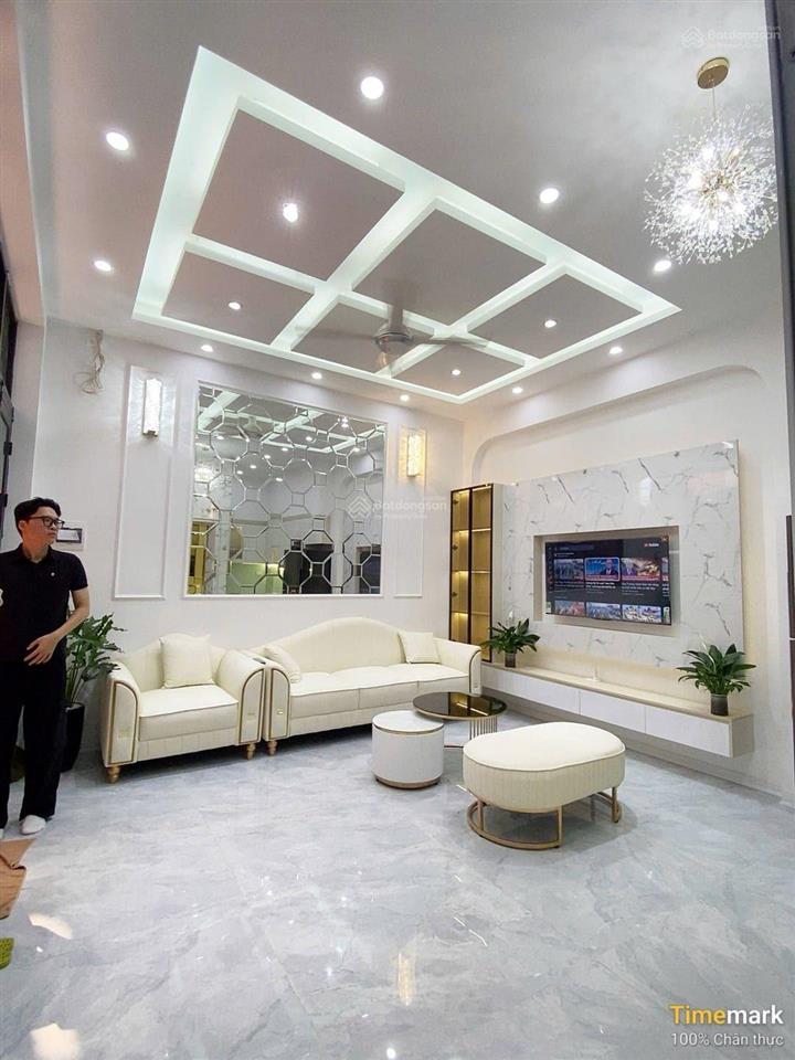 Bán nhà đống đa 35m2 6 tầng mặt 5m ô tô đỗ cửa hiếm khu vực